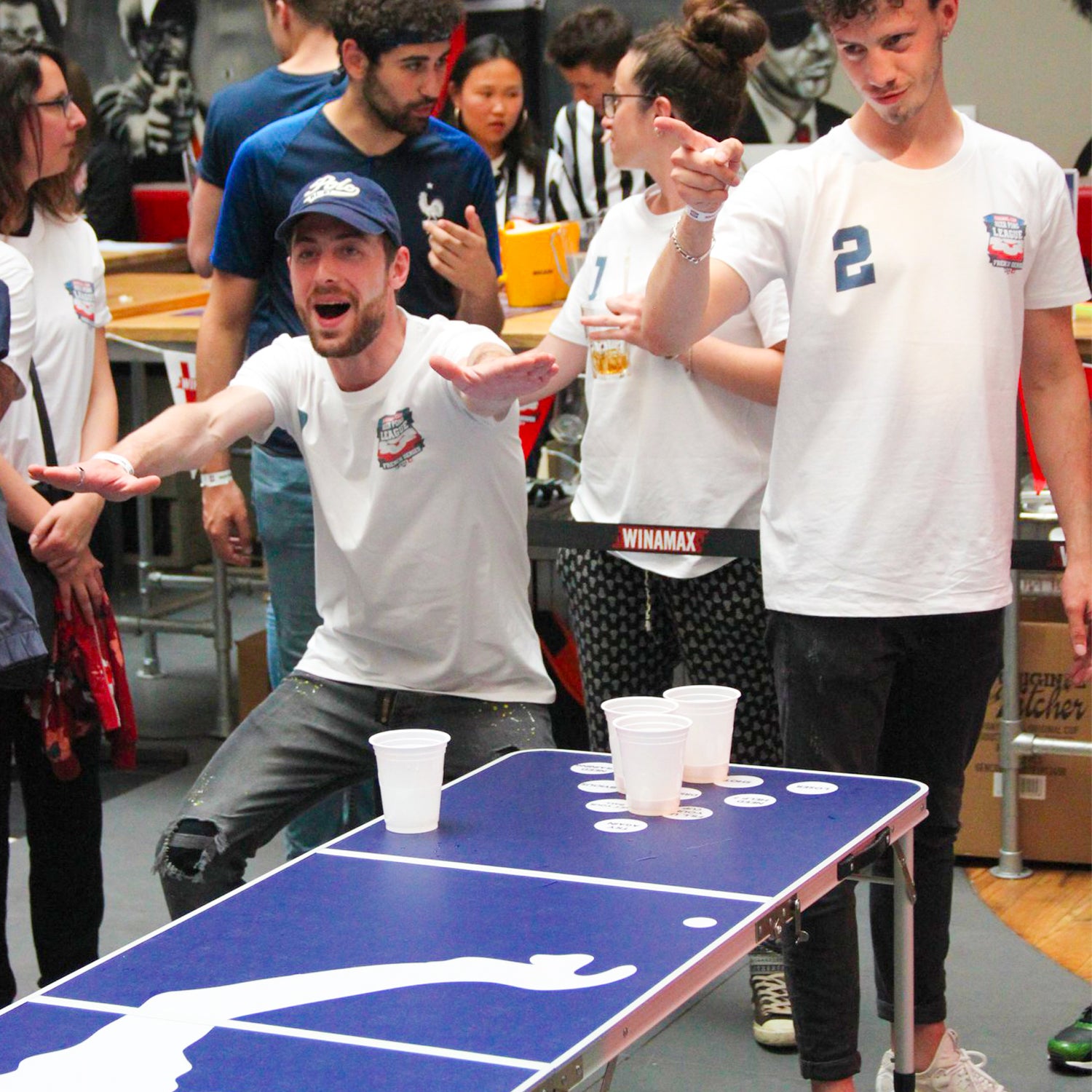 Table Beer Pong Lumineuse Flash – Pack Kit Complet