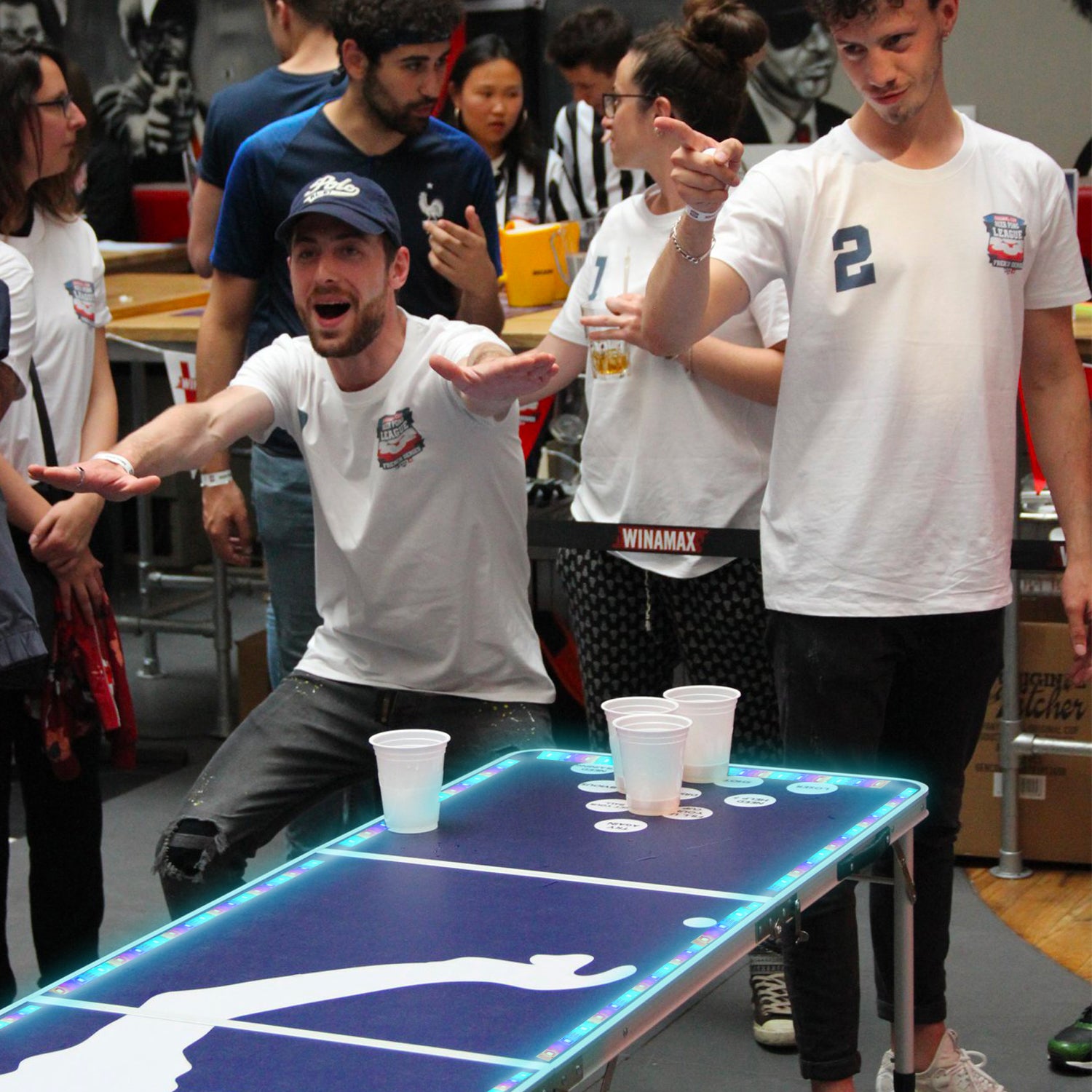 Table Beer Pong Lumineuse Flash – Pack Cups & Balles
